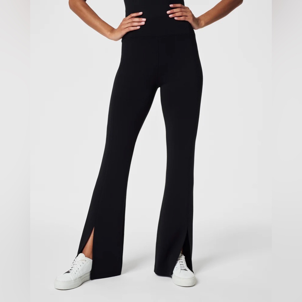 SPANX® AirEssentials
Slim Flare Pant with Front Slit